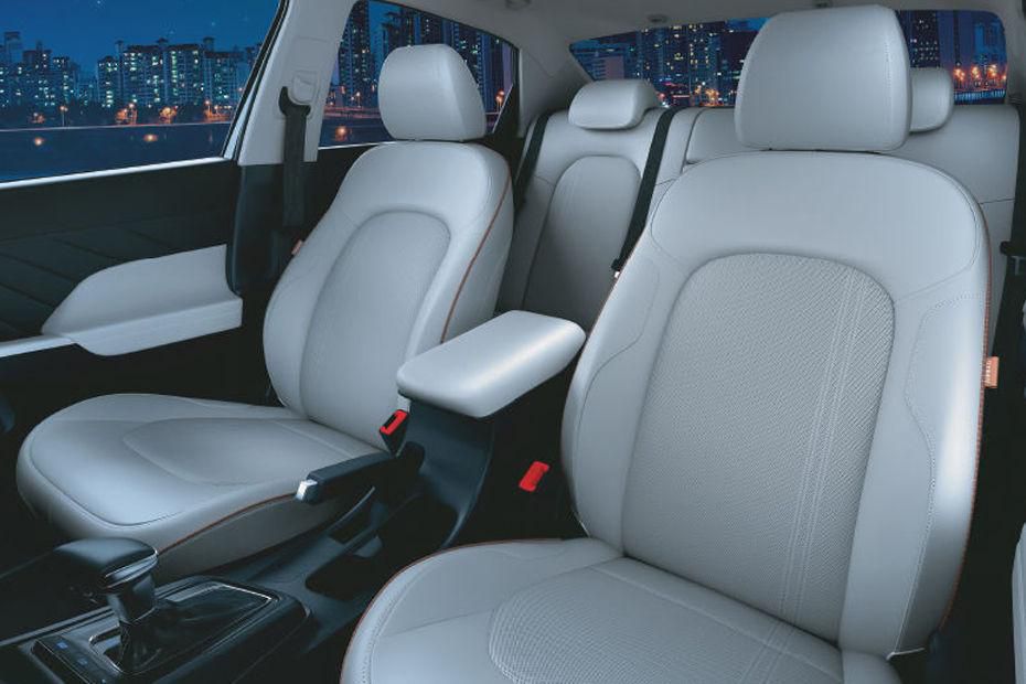 Hyundai Verna Door View Of Driver Seat Image