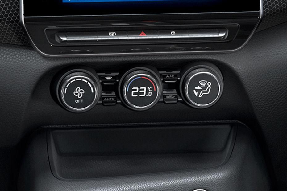 Nissan Magnite AC Controls Image