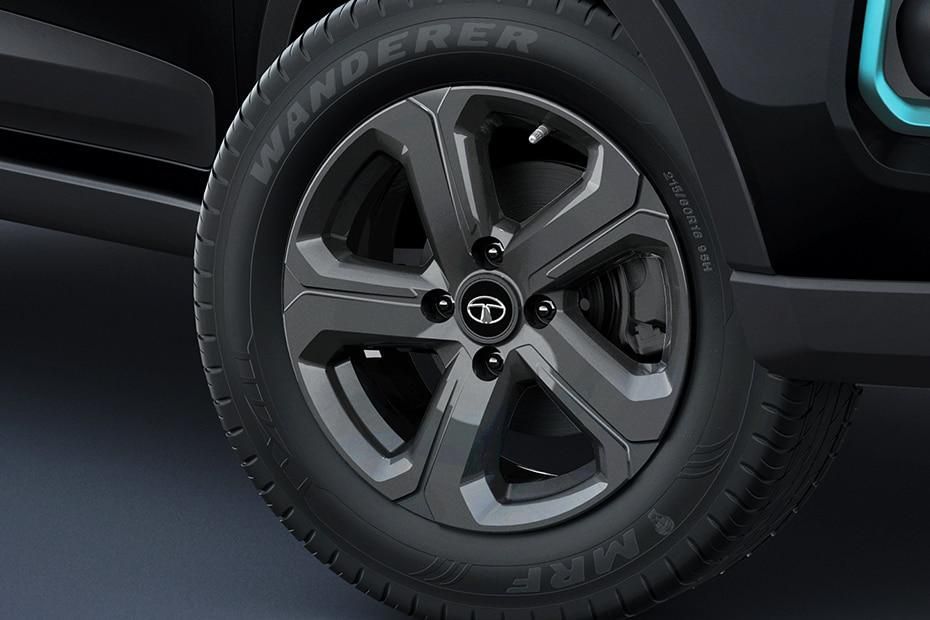 Tata Nexon EV Prime Wheel Image