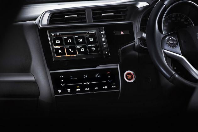 Honda WR-V AC Controls Image