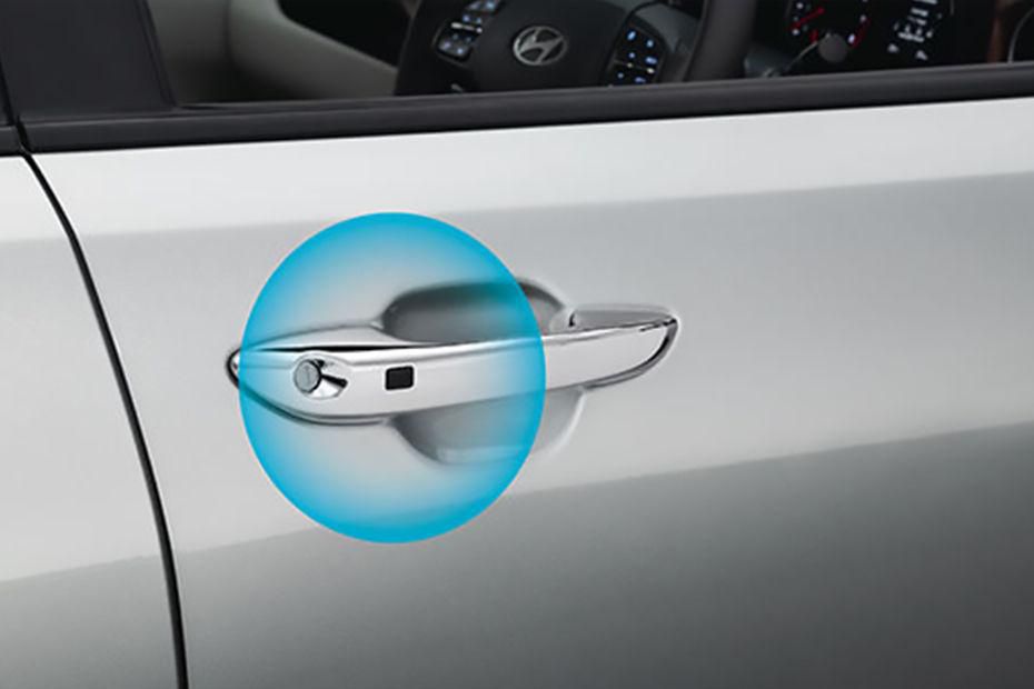 Hyundai Aura Door Handle Image