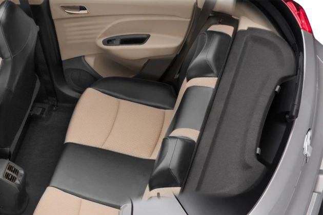 Hyundai Santro Rear Seats Image