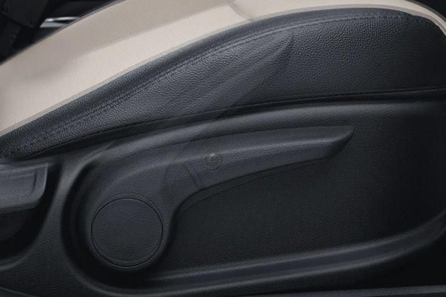 Hyundai Verna Seat Adjustment Image