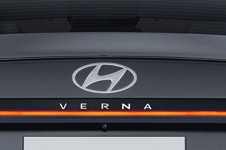 Hyundai Verna Exterior Image Image