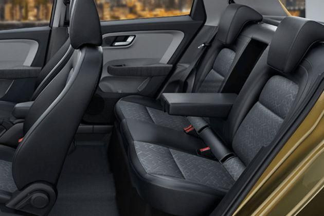 Tata Altroz Rear Seats With Arm Rest Image