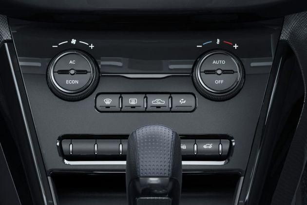 Tata Nexon AC Controls Image